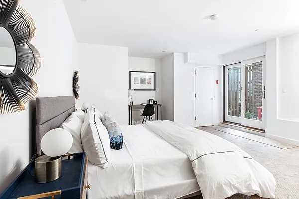 Sold by Compass | media 4