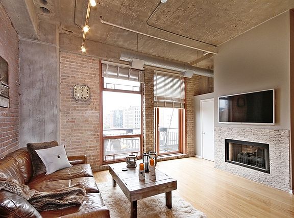 2nd image of 360 W Illinois St APT 4G