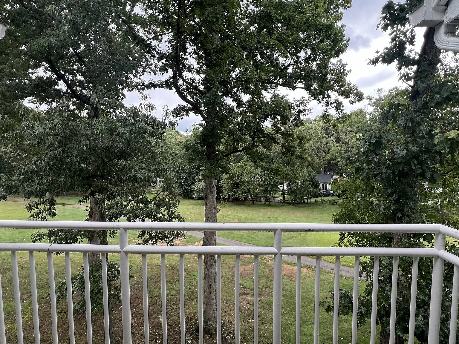 640 Oakland Hills Dr — Photo 1