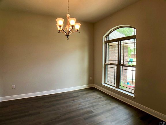 2nd image of 5334 Wyndell Cir