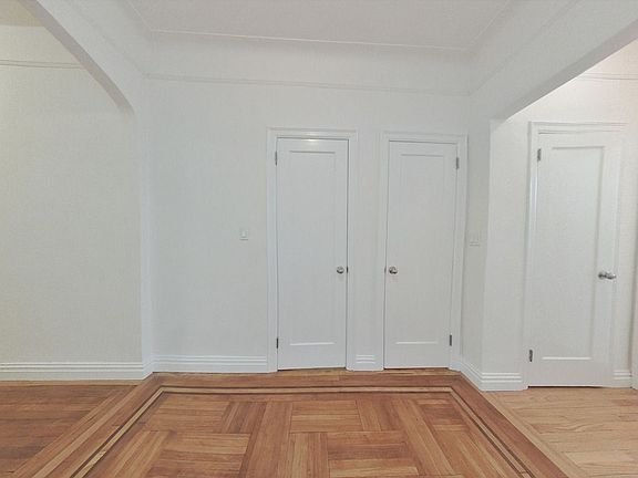 4th image of 405 E 72nd St APT 3G