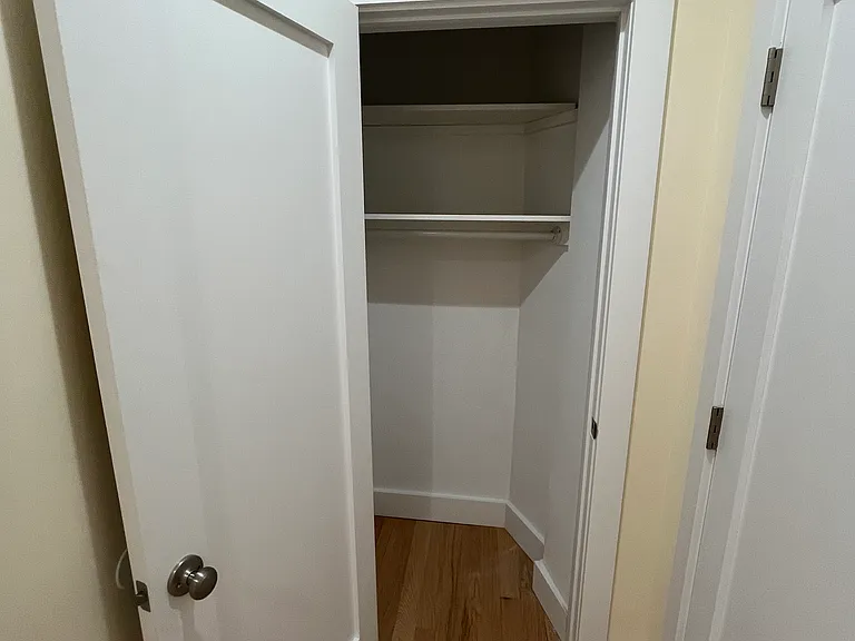 276 Riverside Dr #2F — Photo 8