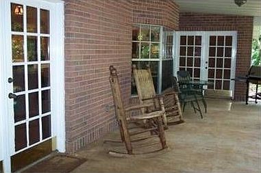 2nd image of 5005 Twin Pine Dr