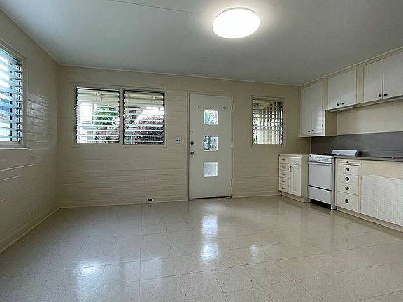 2nd image of 1510 Thurston Ave APT 1