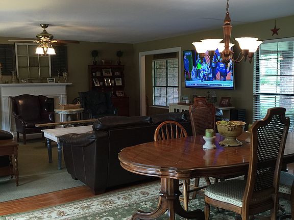 Living/Dining Room