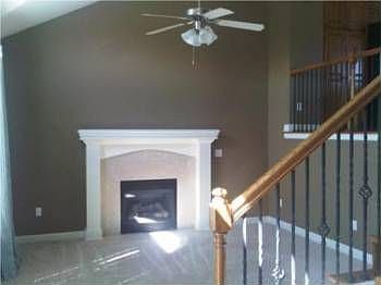 2nd image of 1112 NW Scenic Dr