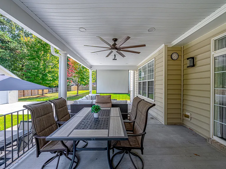 607 Calista Dr — Photo 24