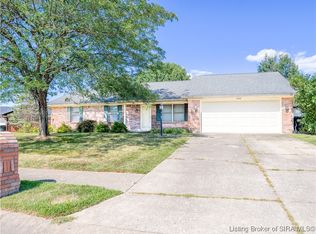 3702 Alvin Dr, Jeffersonville, IN 47130