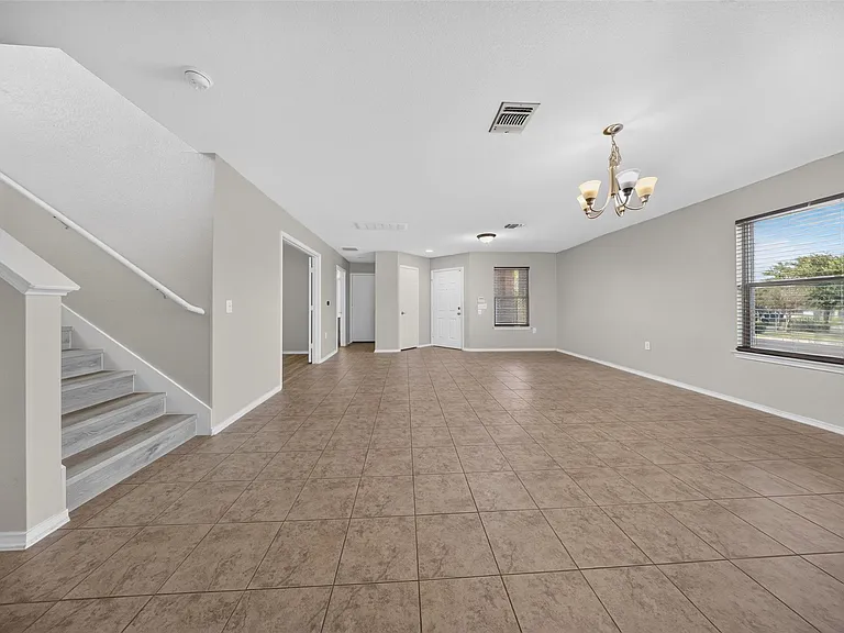 9001 Bird Brook Ln — Photo 4