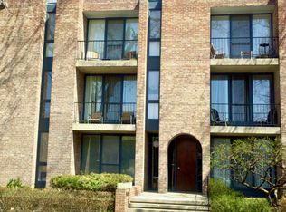 5435 N Artesian Ave APT 3S, Chicago, IL 60625
