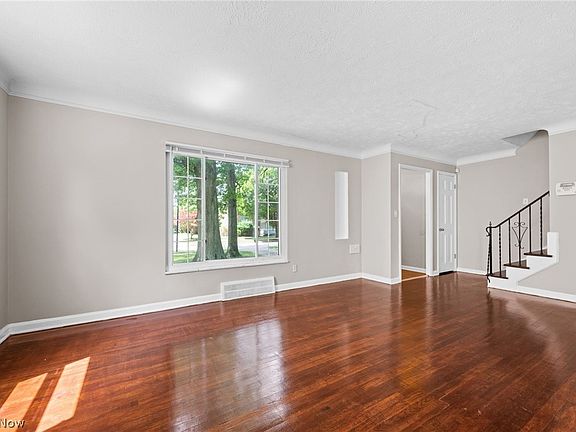 3rd image of 235 E 270th St