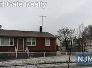 524 McKinley St, Passaic, NJ 07055