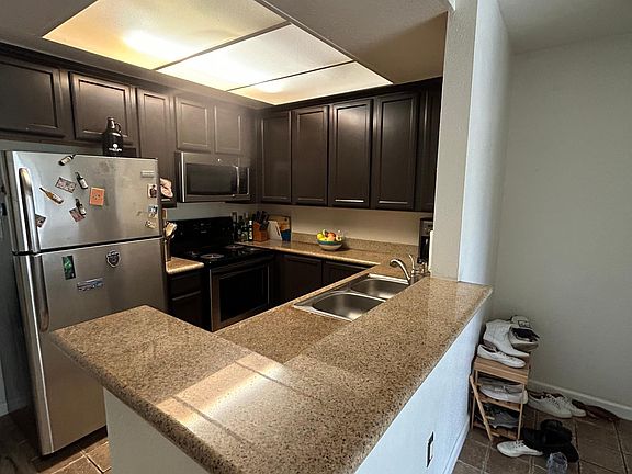 3rd image of 432 Edgehill Ln Unit 133