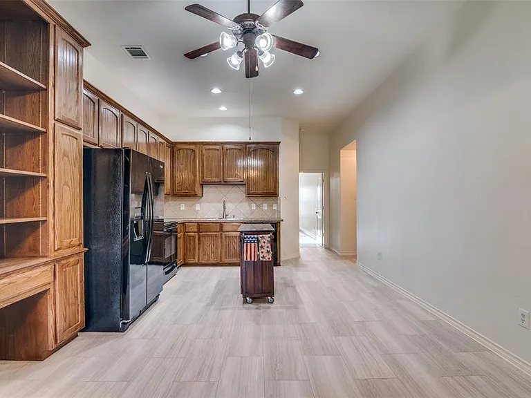 2153 Colby Ln #2153 — Photo 7