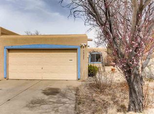 1925 Camino Lumbre, Santa Fe, NM 87505