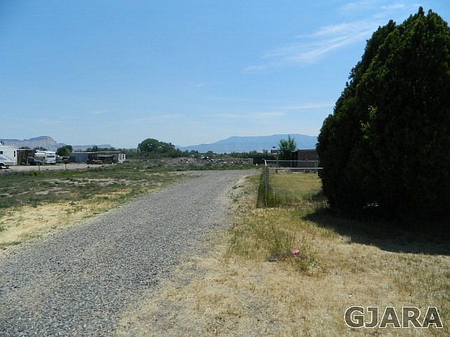 2nd image of 436 29th Rd