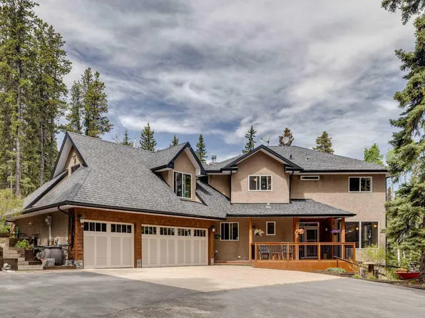 4 Highlands Pl, Rocky View County, AB T0L 0K0
