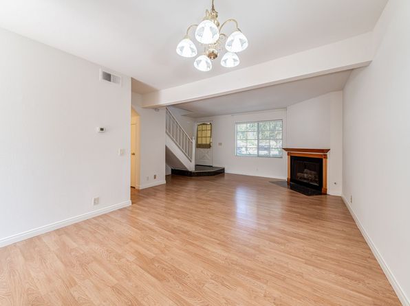 36 Greenbough #106