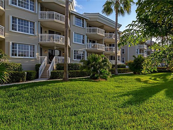 4th image of 940 Turtle Cove Ln APT 108