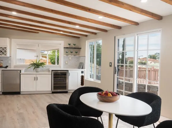 2560 Aaron Ct, San Diego, CA 92105