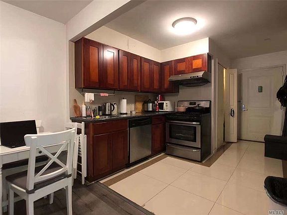 4th image of 37-20 Prince St #11B