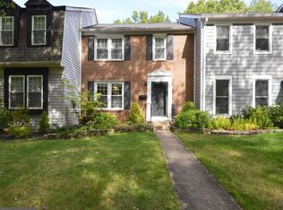 1760 Lang Dr, Crofton, MD 21114