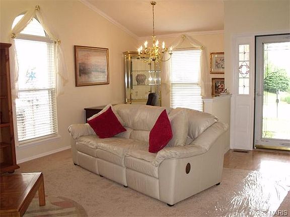 4th image of 1017 Arbor Pointe Dr