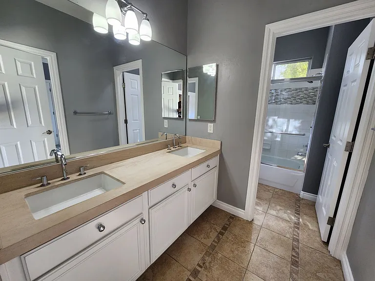 9516 Royal Lamb Dr — Photo 53