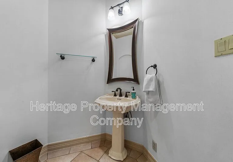 131 Westcourt Ln — Photo 35