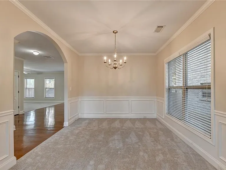 522 Suwanee Oaks Dr — Photo 12