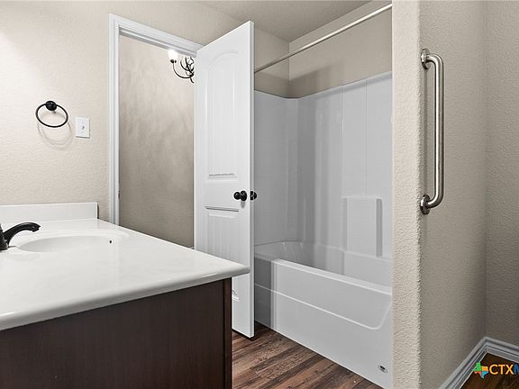 4th image of 3007 Rockwall Dr