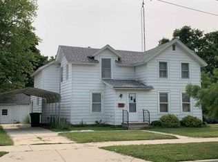 201 S 5th St, Stoughton, WI 53589