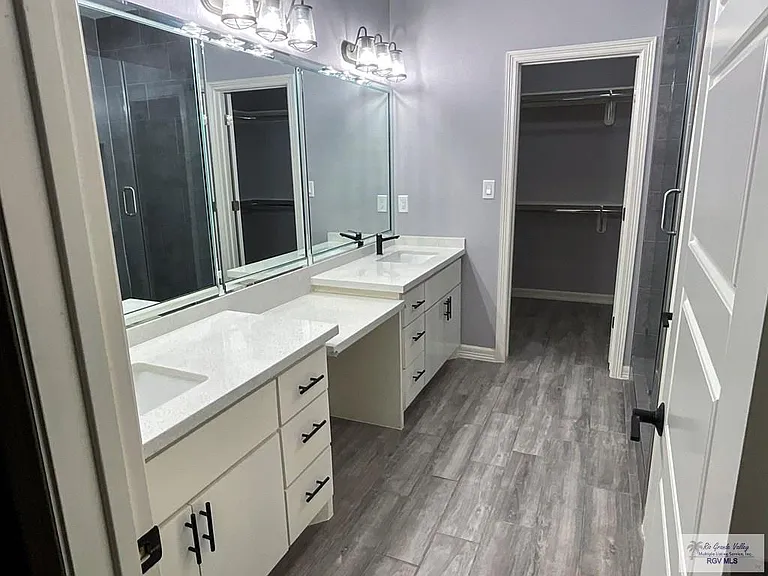 9649 Lake Concordia Ct — Photo 15