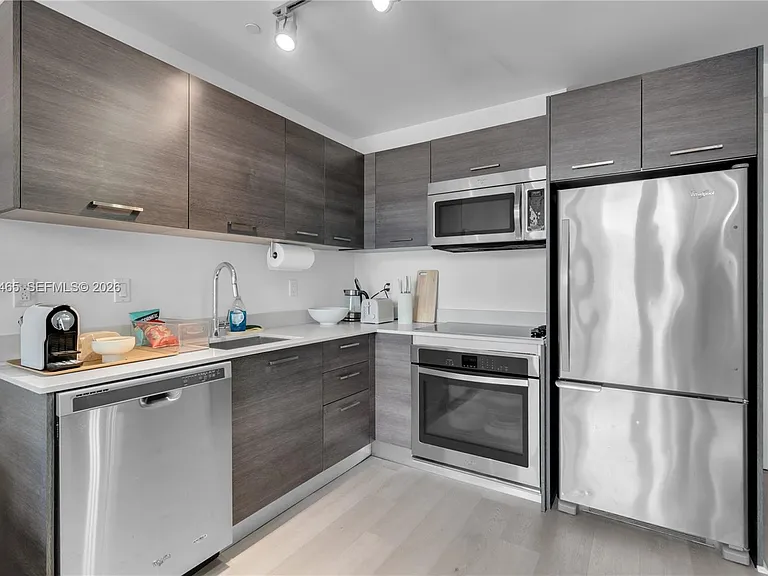 151 SE 1st St #2109 — Photo 6