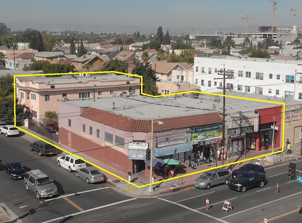 1st image of 4181 S Figueroa St #8