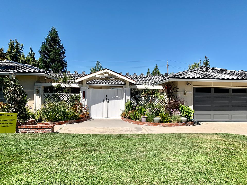2nd image of 12880 Glen Brae Dr