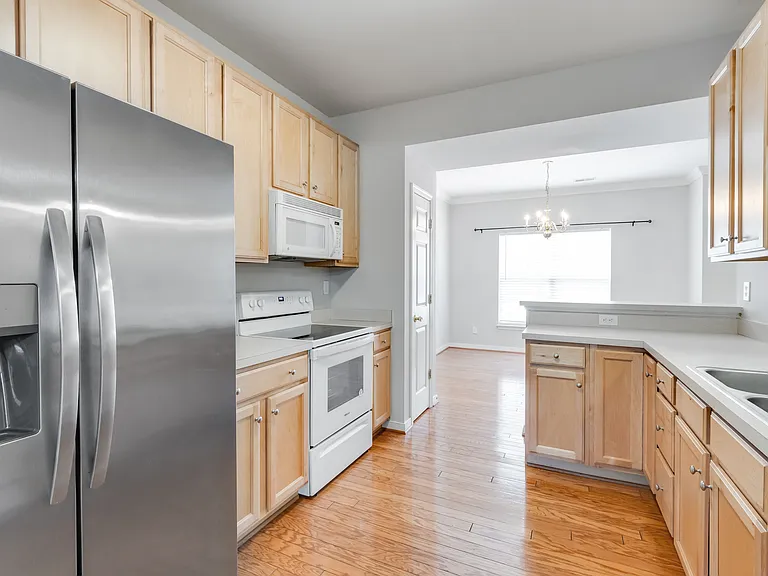 11437 Abbots Cross Ln — Photo 5
