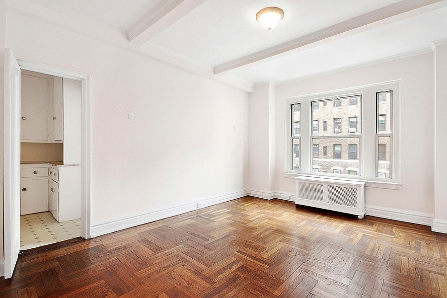 1st image of 135 E 74th St APT 4B