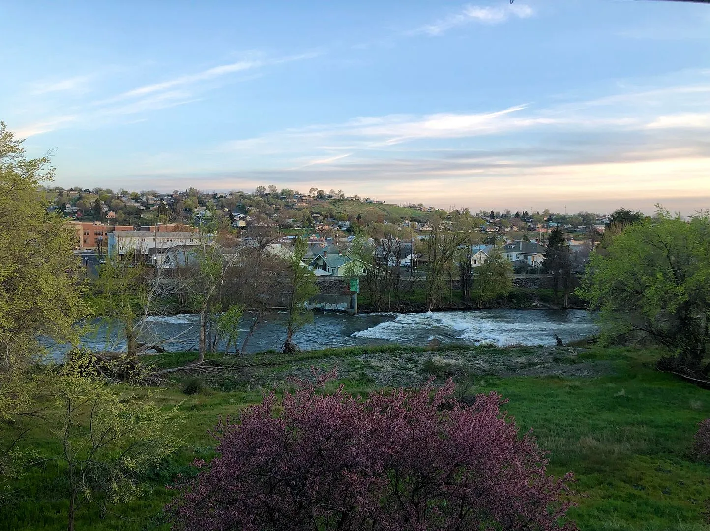 Updated 3-Bedroom Apartment with River Views! — Photo 3