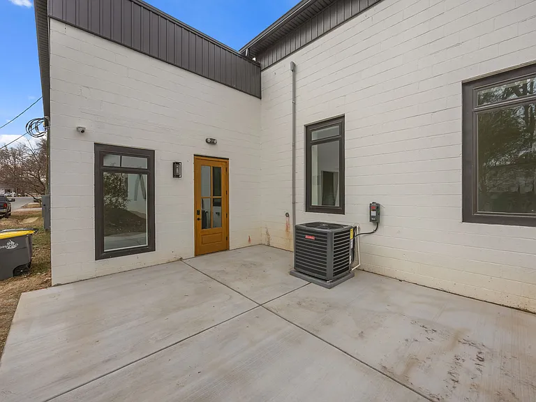 1484 Dale Earnhardt Blvd #111 — Photo 14
