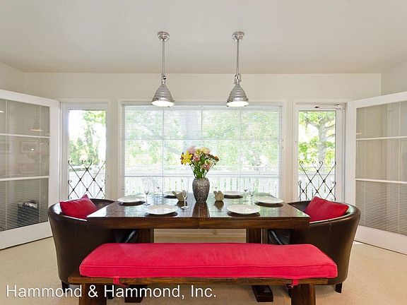 3rd image of 863 Haverford Ave