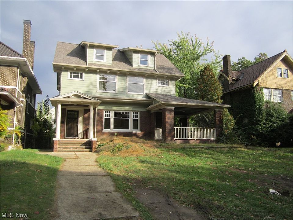 1st image of 859 East Blvd