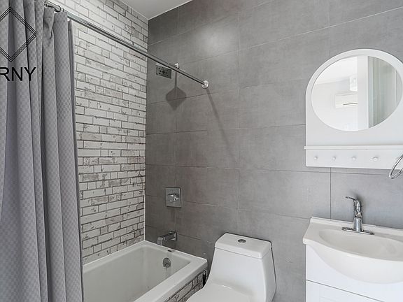 4th image of 37 Belvidere St #3