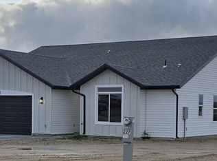 227 Spring Creek Pkwy, Spring Creek, NV 89815