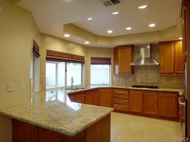 6736 Bartlett St — Photo 7