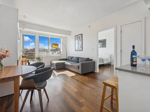 100 Maspeth Avenue image 1 of 21