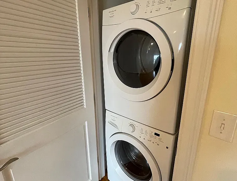 WASHER AND DRIER