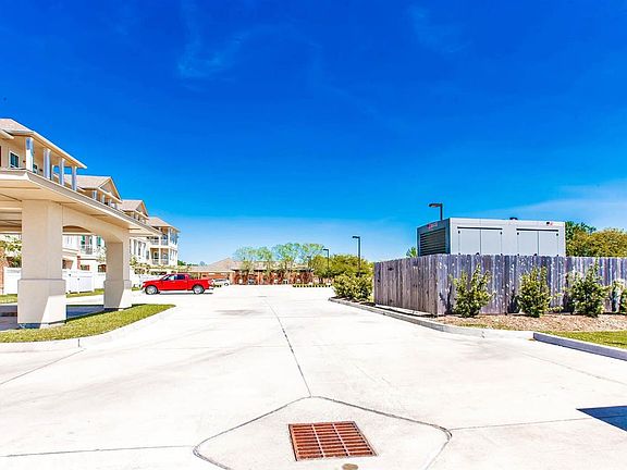 5th image of 1209 Cardinal Dr APT 103