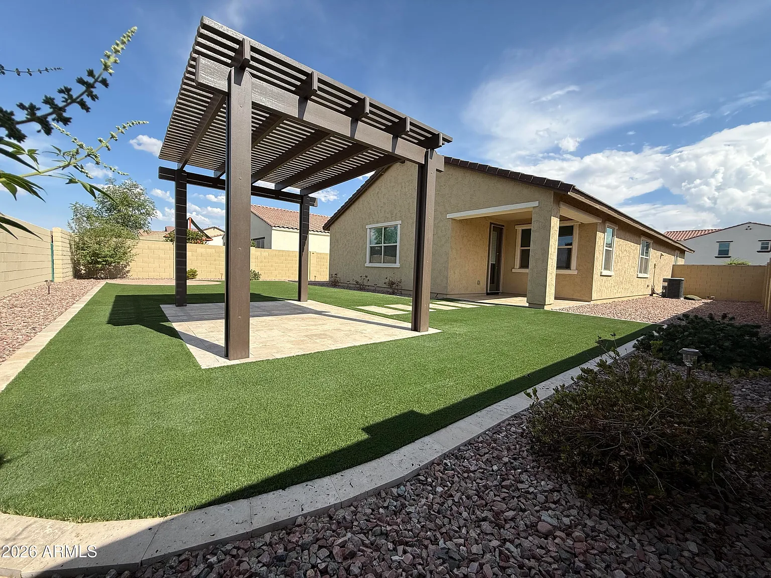 3 bed, 2.0 bath, 1803 sqft, $2,750 — Photo 4