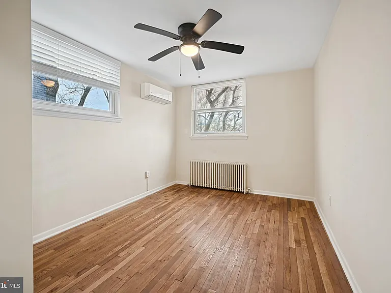 224 Webster St NE #A — Photo 11